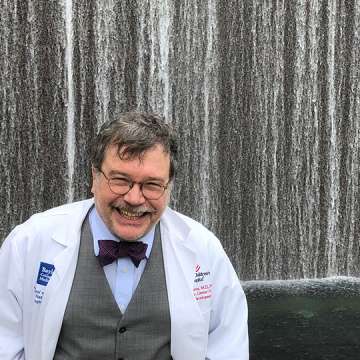 Vaccine scientist and autism dad Peter Hotez dispels autism myths in his latest book. (Image: Brian W. Simpson / Sept. 27, 2018)